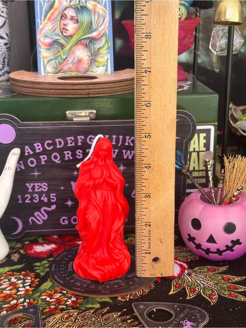 Red Virgen María Candle | Praying Virgin Mary Candle